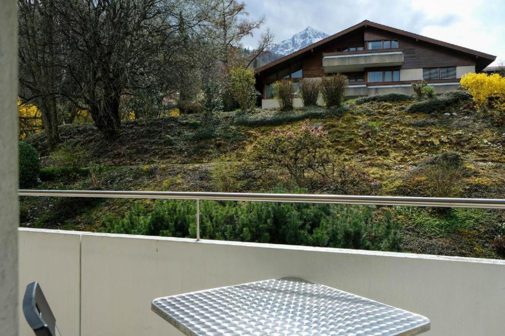 Mariposa Spiez Apartment Bagian luar foto