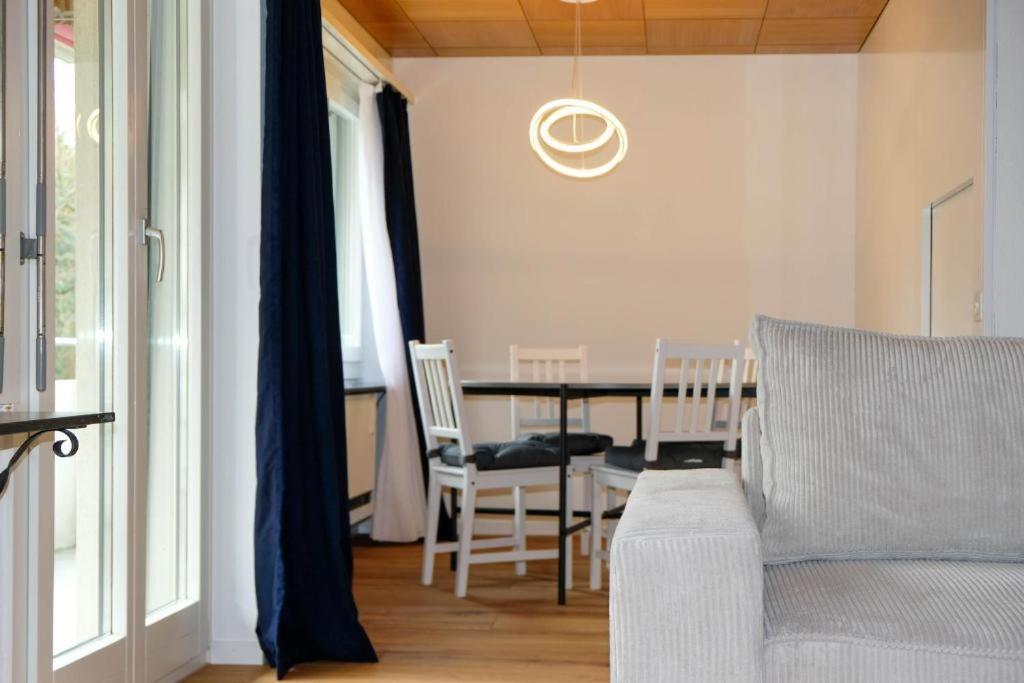 Mariposa Spiez Apartment Bagian luar foto