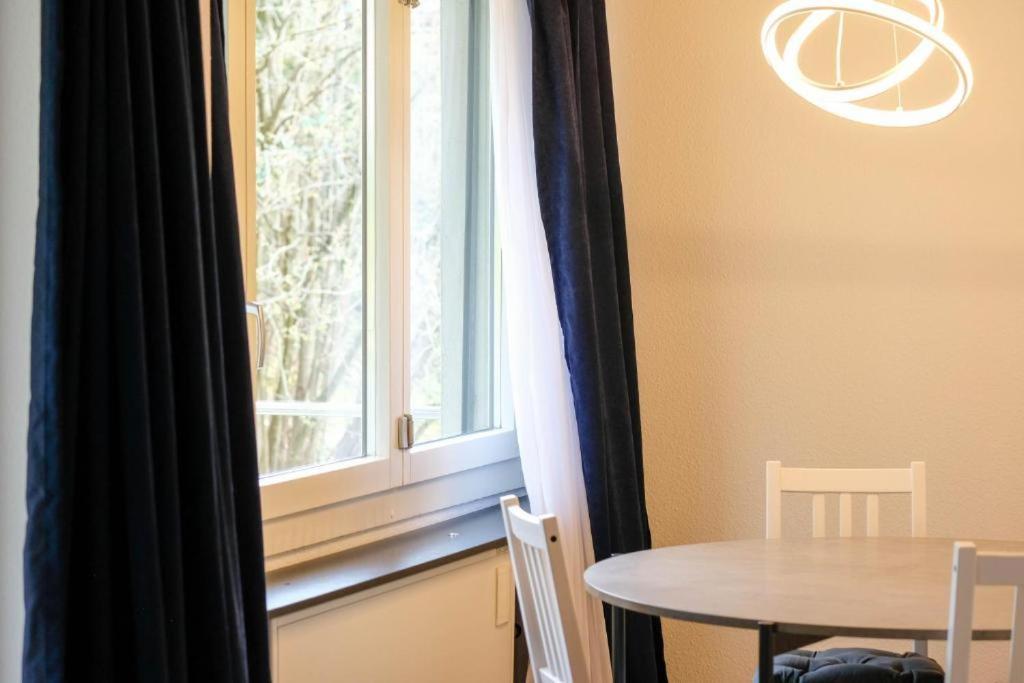 Mariposa Spiez Apartment Bagian luar foto